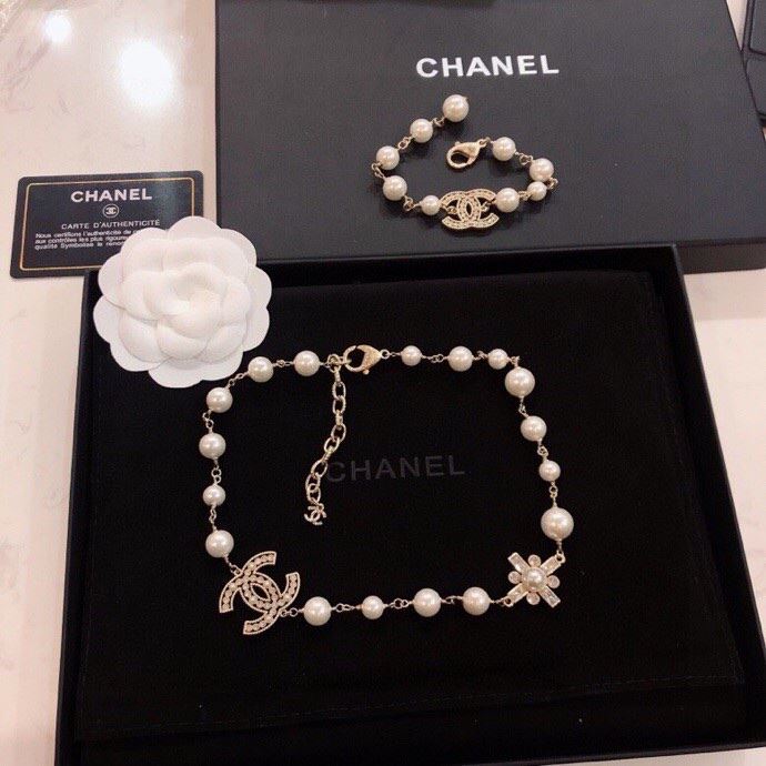 Chanel Necklaces